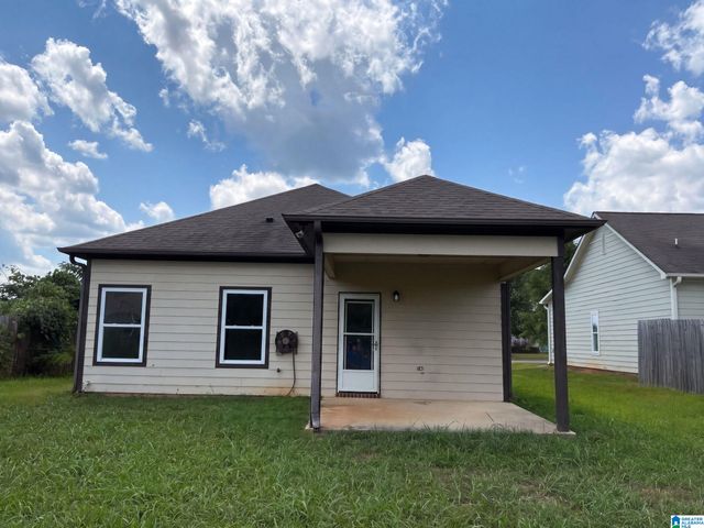 7734 TIMBER LEAF LANE, Bessemer, AL 35022