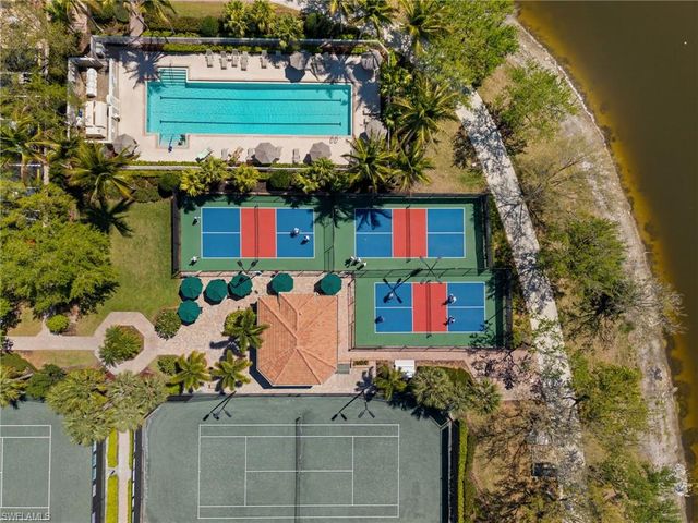 15451 Orlanda DR, Bonita Springs, FL 34135