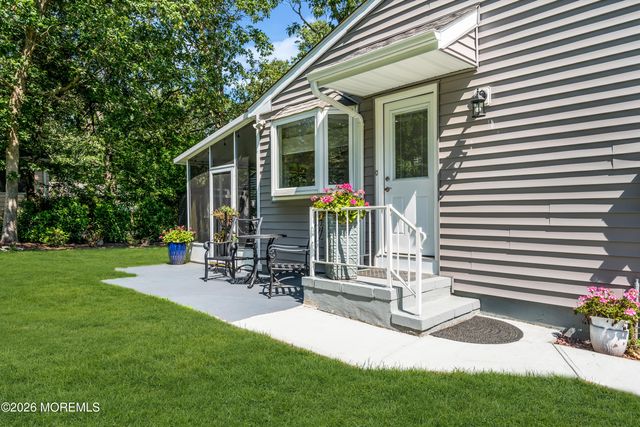 12 Roosevelt City Road, Whiting, NJ 08759