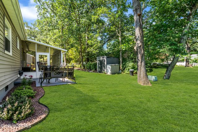 12 Roosevelt City Road, Whiting, NJ 08759