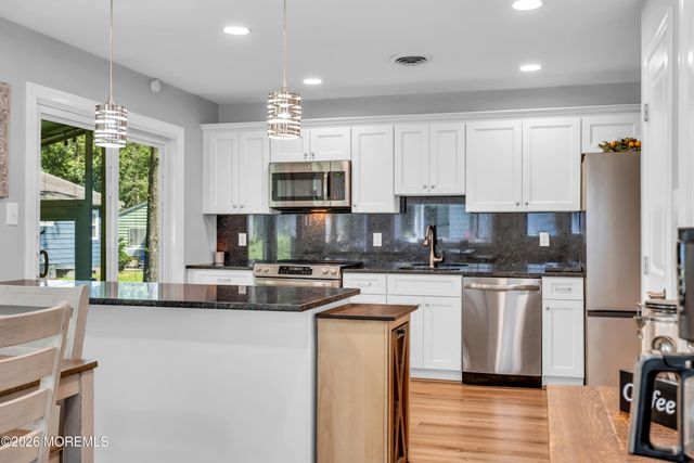12 Roosevelt City Road, Whiting, NJ 08759