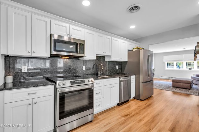 12 Roosevelt City Road, Whiting, NJ 08759