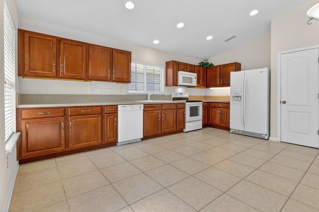 5099 Cypress Links Blvd, Elkton, FL 32033