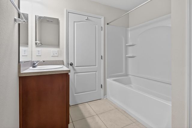 5099 Cypress Links Blvd, Elkton, FL 32033