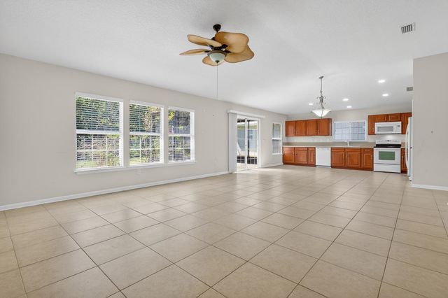 5099 Cypress Links Blvd, Elkton, FL 32033