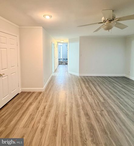 6622 FROST LAKE LN, Alexandria, VA 22315
