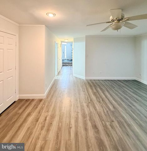 6622 FROST LAKE LN, Alexandria, VA 22315
