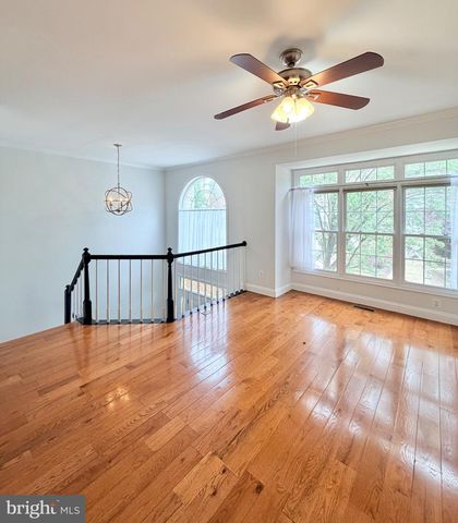 6622 FROST LAKE LN, Alexandria, VA 22315