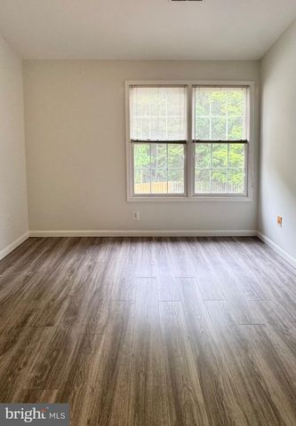 6622 FROST LAKE LN, Alexandria, VA 22315