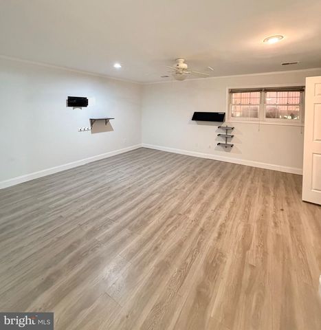 6622 FROST LAKE LN, Alexandria, VA 22315