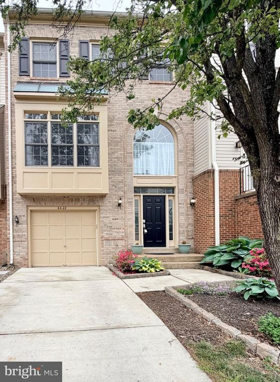6622 FROST LAKE LN, Alexandria, VA 22315