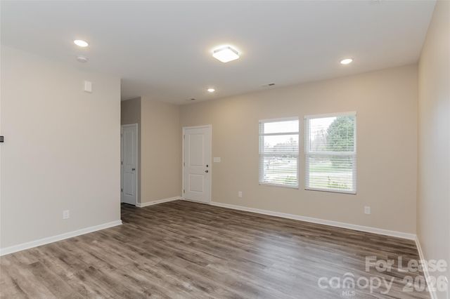 4406 Mountain Island Drive, Charlotte, NC 28214