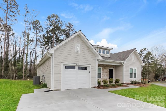 4406 Mountain Island Drive, Charlotte, NC 28214