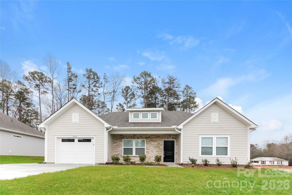 4406 Mountain Island Drive, Charlotte, NC 28214