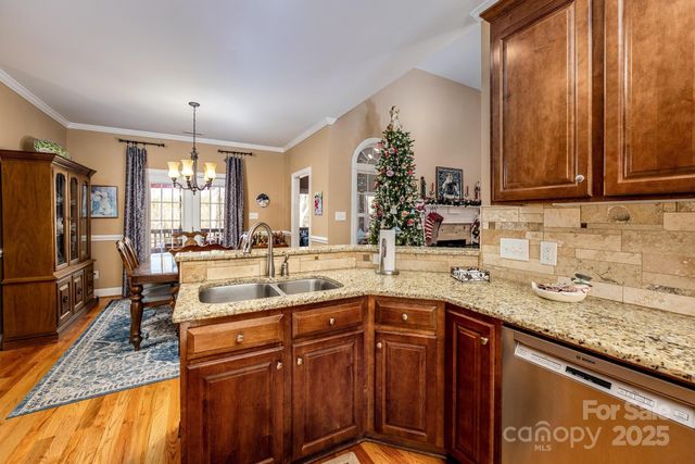 126 Grayrock Drive, Statesville, NC 28677