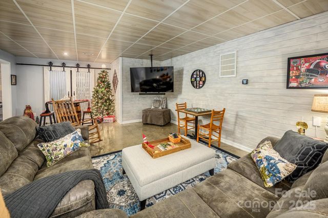 126 Grayrock Drive, Statesville, NC 28677