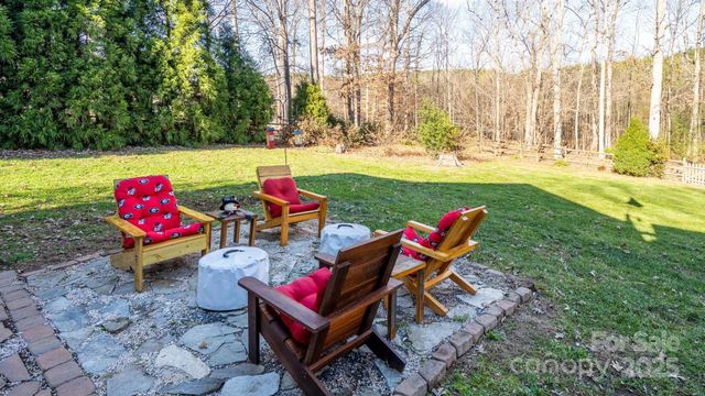 126 Grayrock Drive, Statesville, NC 28677