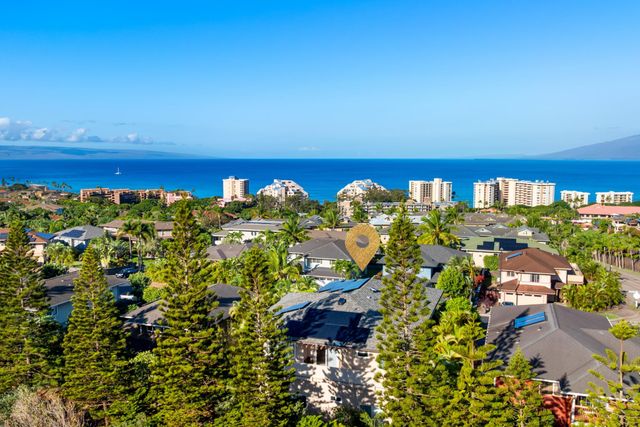 17 Kahana Ridge Pl, Lahaina, HI 96761