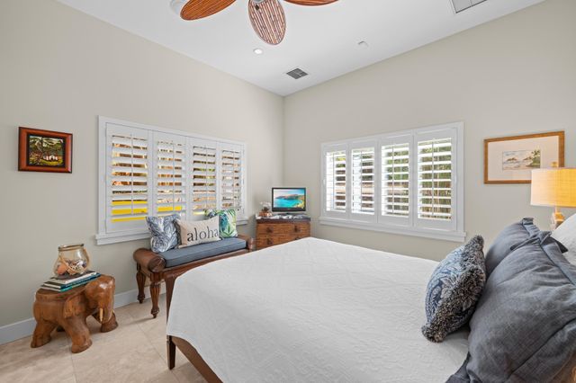 17 Kahana Ridge Pl, Lahaina, HI 96761