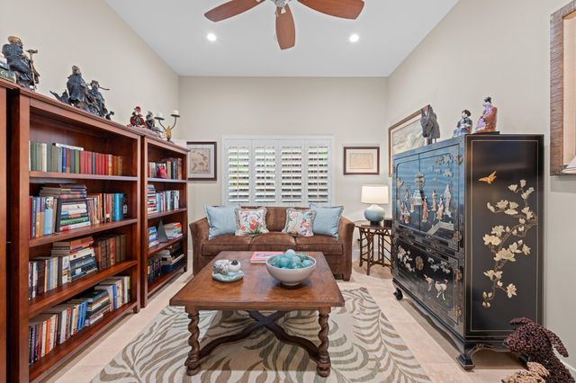 17 Kahana Ridge Pl, Lahaina, HI 96761