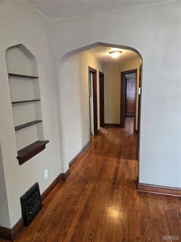 9337 Mackenzie Road, Affton, MO 63123