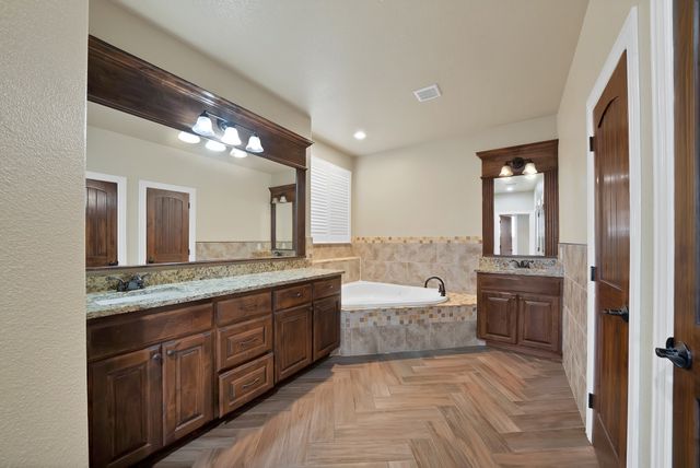 10709 County Road 507, Venus, TX 76084