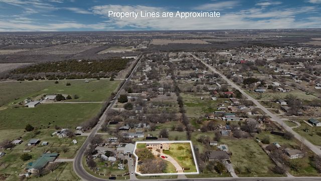 10709 County Road 507, Venus, TX 76084
