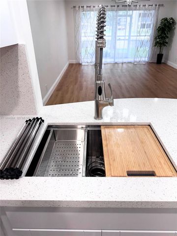 8846 W Mcnab Rd 106, Tamarac, FL 33321