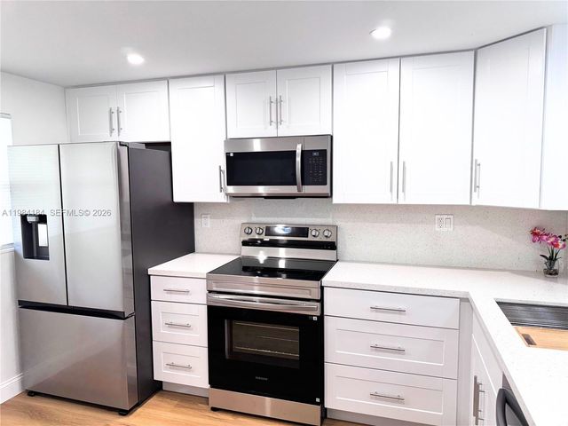 8846 W Mcnab Rd 106, Tamarac, FL 33321