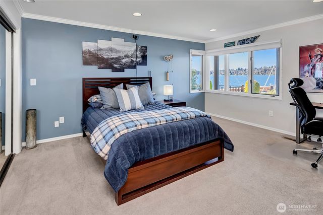 16 Meadow Lane, Mercer Island, WA 98040