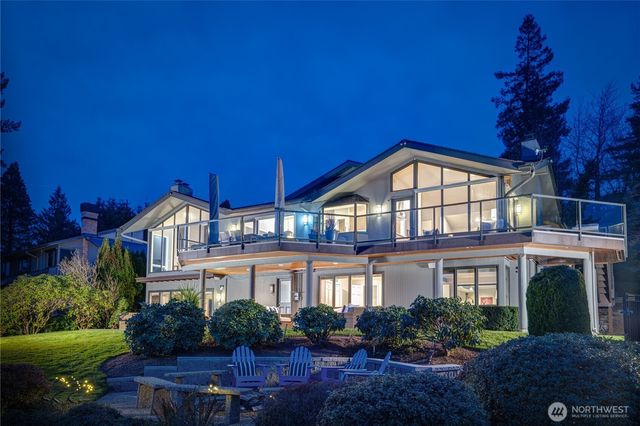 16 Meadow Lane, Mercer Island, WA 98040