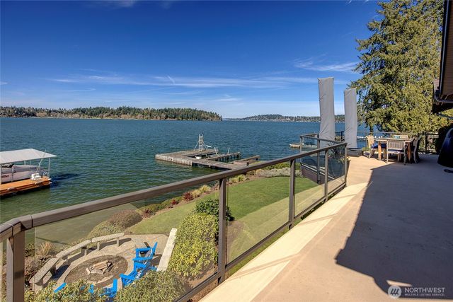 16 Meadow Lane, Mercer Island, WA 98040
