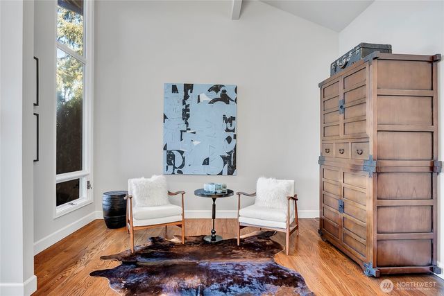 16 Meadow Lane, Mercer Island, WA 98040