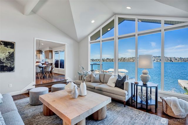 16 Meadow Lane, Mercer Island, WA 98040