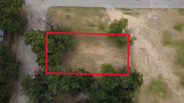 1305 Waterman Street, Fort Worth, TX 76102