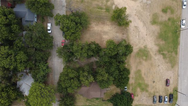 1305 Waterman Street, Fort Worth, TX 76102