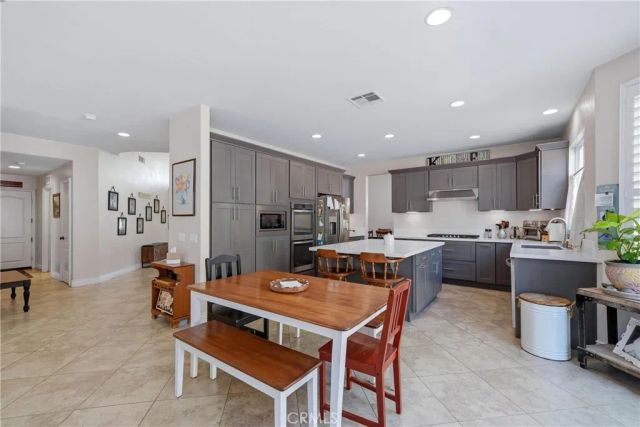 23431 Scooter, Murrieta, CA 92562
