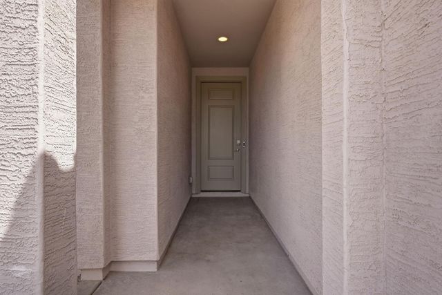 2440 W Bowker Street, Phoenix, AZ 85041