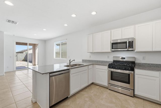 2440 W Bowker Street, Phoenix, AZ 85041