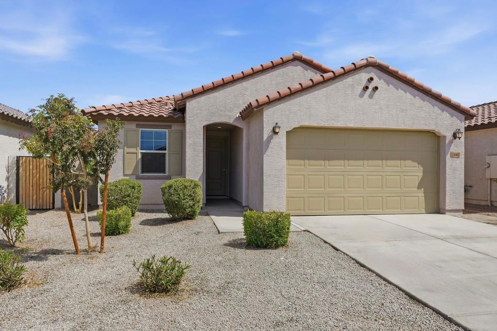 2440 W Bowker Street, Phoenix, AZ 85041