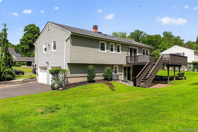6 Linda Lane, Pearl River, NY 10965