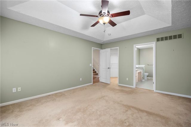 407 Clearbrook Drive, Avon Lake, OH 44012