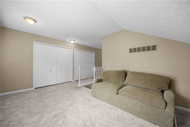 407 Clearbrook Drive, Avon Lake, OH 44012