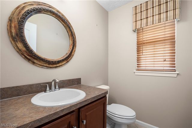 407 Clearbrook Drive, Avon Lake, OH 44012
