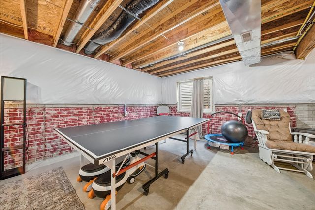 600 SE Ashton Court, Waukee, IA 50263