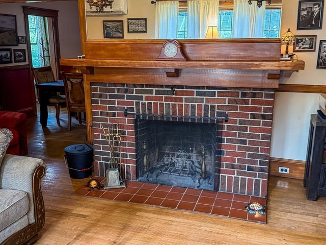 22 Bluff Ave, Fitchburg, MA 01420