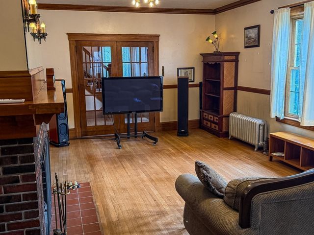 22 Bluff Ave, Fitchburg, MA 01420