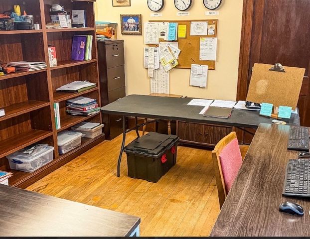 22 Bluff Ave, Fitchburg, MA 01420