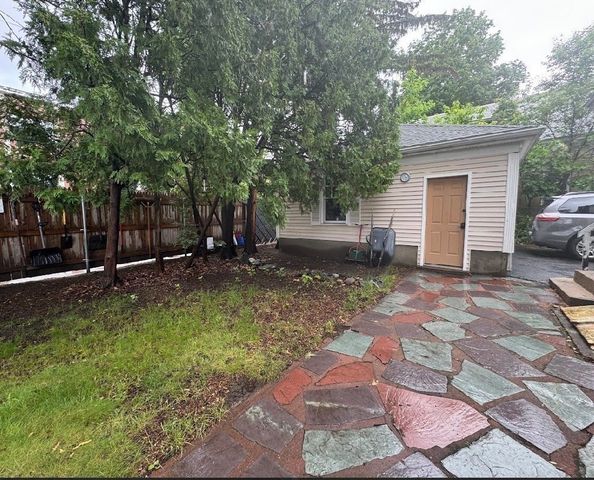 22 Bluff Ave, Fitchburg, MA 01420