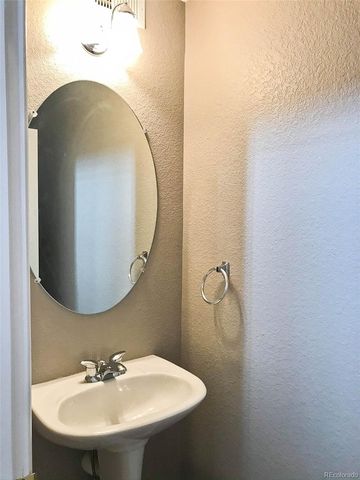 6753 S Winnipeg Circle 101, Aurora, CO 80016